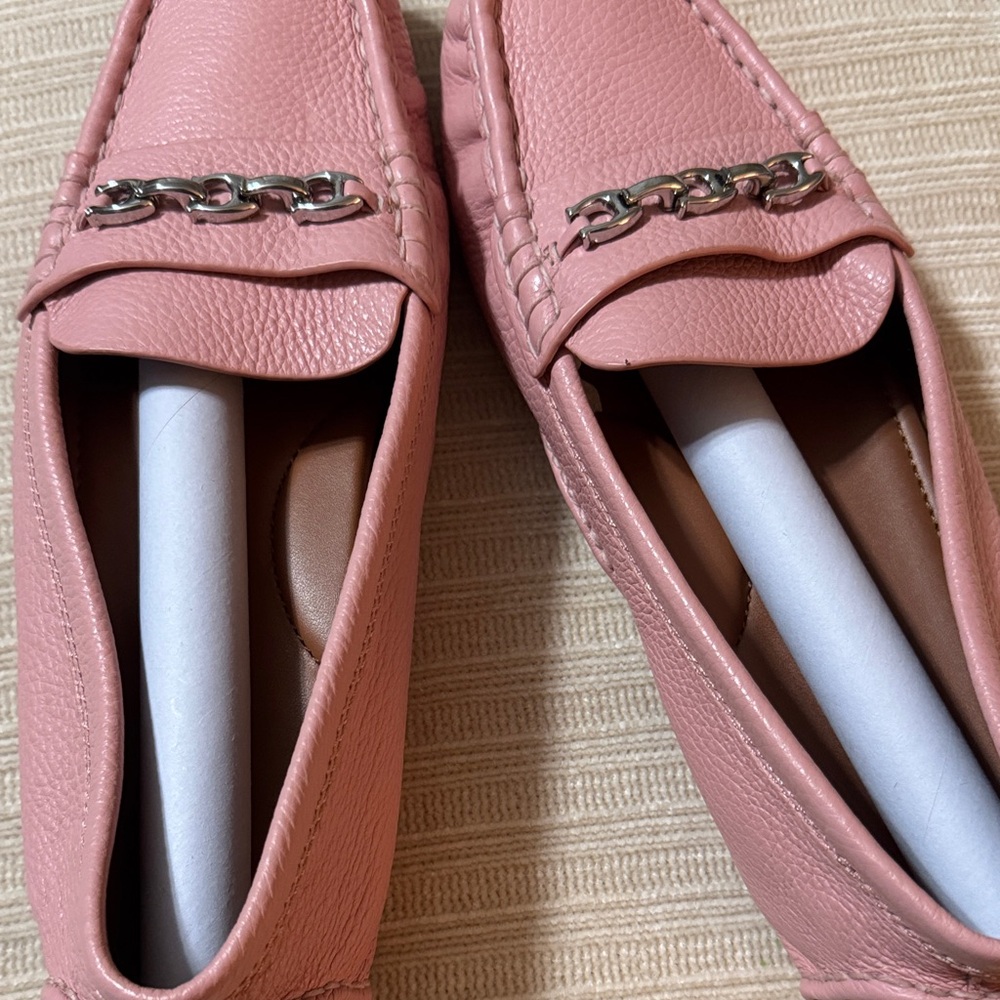 Coach Pink Leather Loafers with Silver Chain Detail - Picture 4 of 5